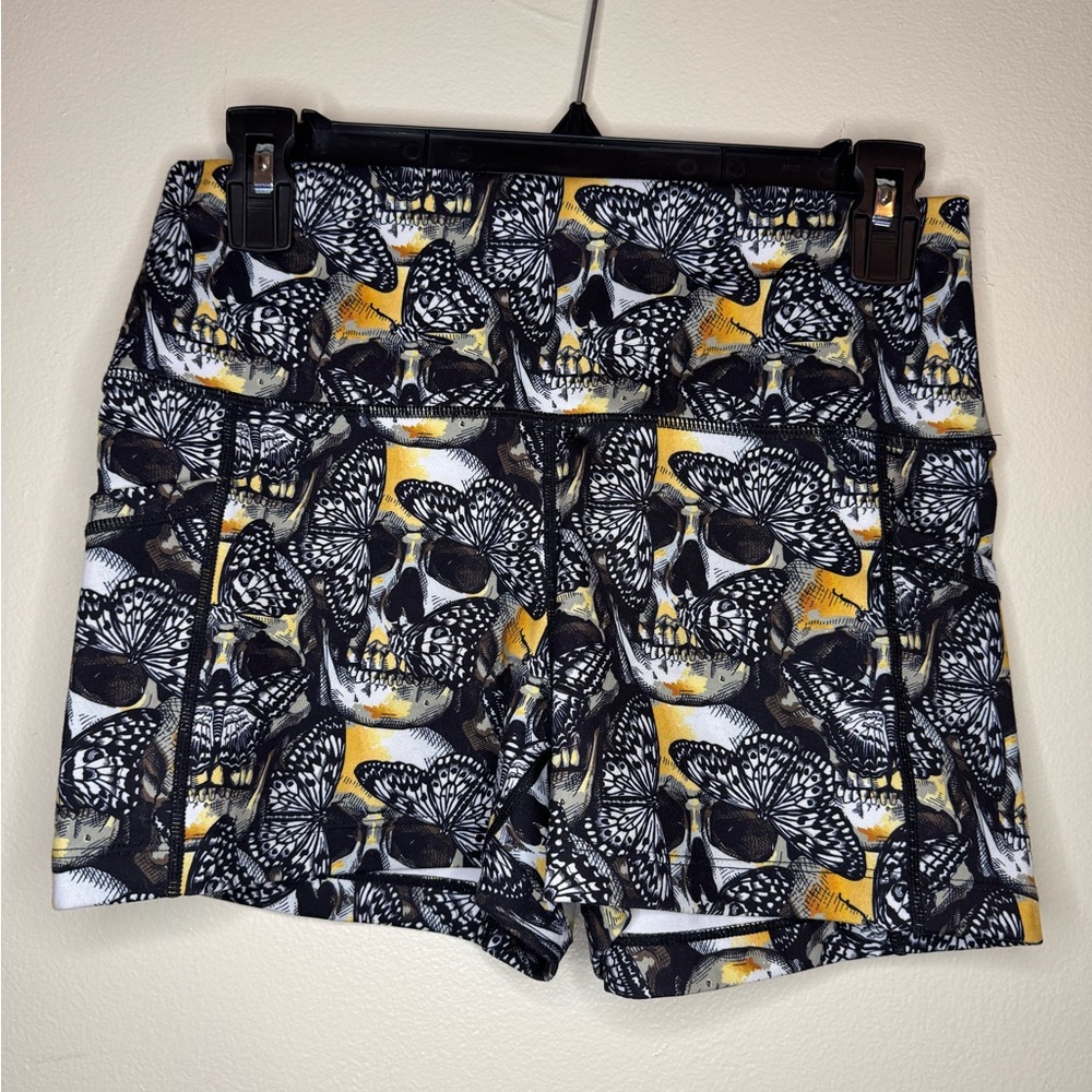 Constantly‎ Varied Gear Butterfly Skull Athletic Shorts Women's Small